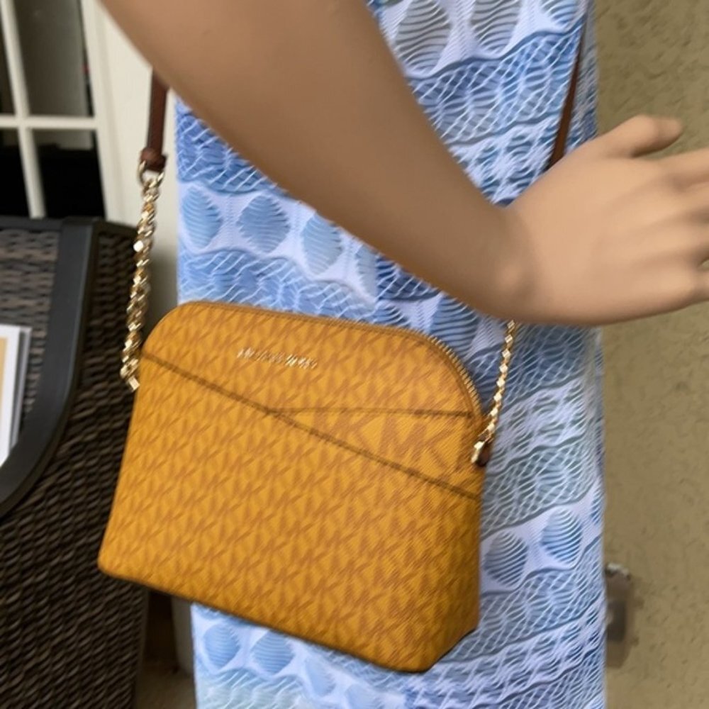 Michael Kors Jet Set Travel Medium Dome Crossbody Bag Marigold Multi - Picture 12 of 15